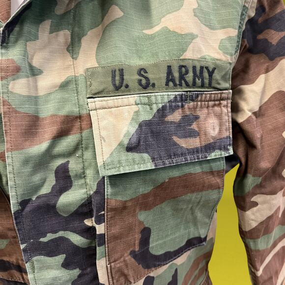 Army Field Jacket Canvas Camo Small-Regular Women’s Cut US Pockets Woodland Hunt - Picture 3 of 7